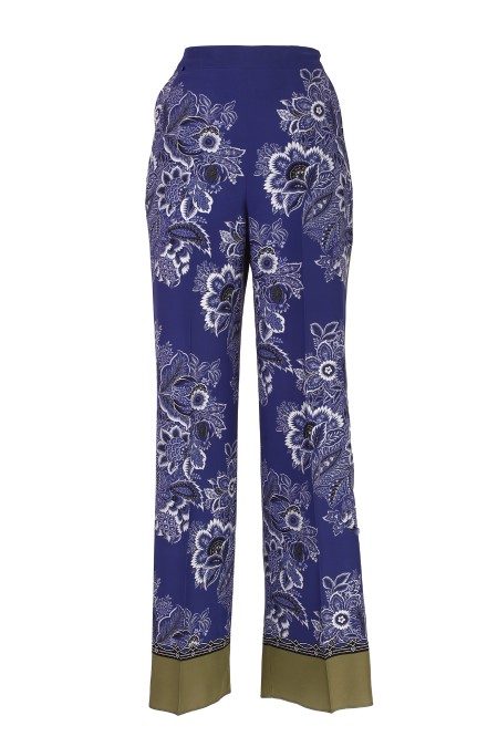 Shop ETRO Saldi Pantalone: Etro pantaloni palazzo bouquet bandana.
Pantaloni palazzo, dalla linea dritta e ampia con piega stirata.
Composizione: 100% seta.
Vestibilità ampia.
Elastico in vita.
Tasche sui fianchi.
Fabbricato in Italia.. WREA0014 AK012-X0883